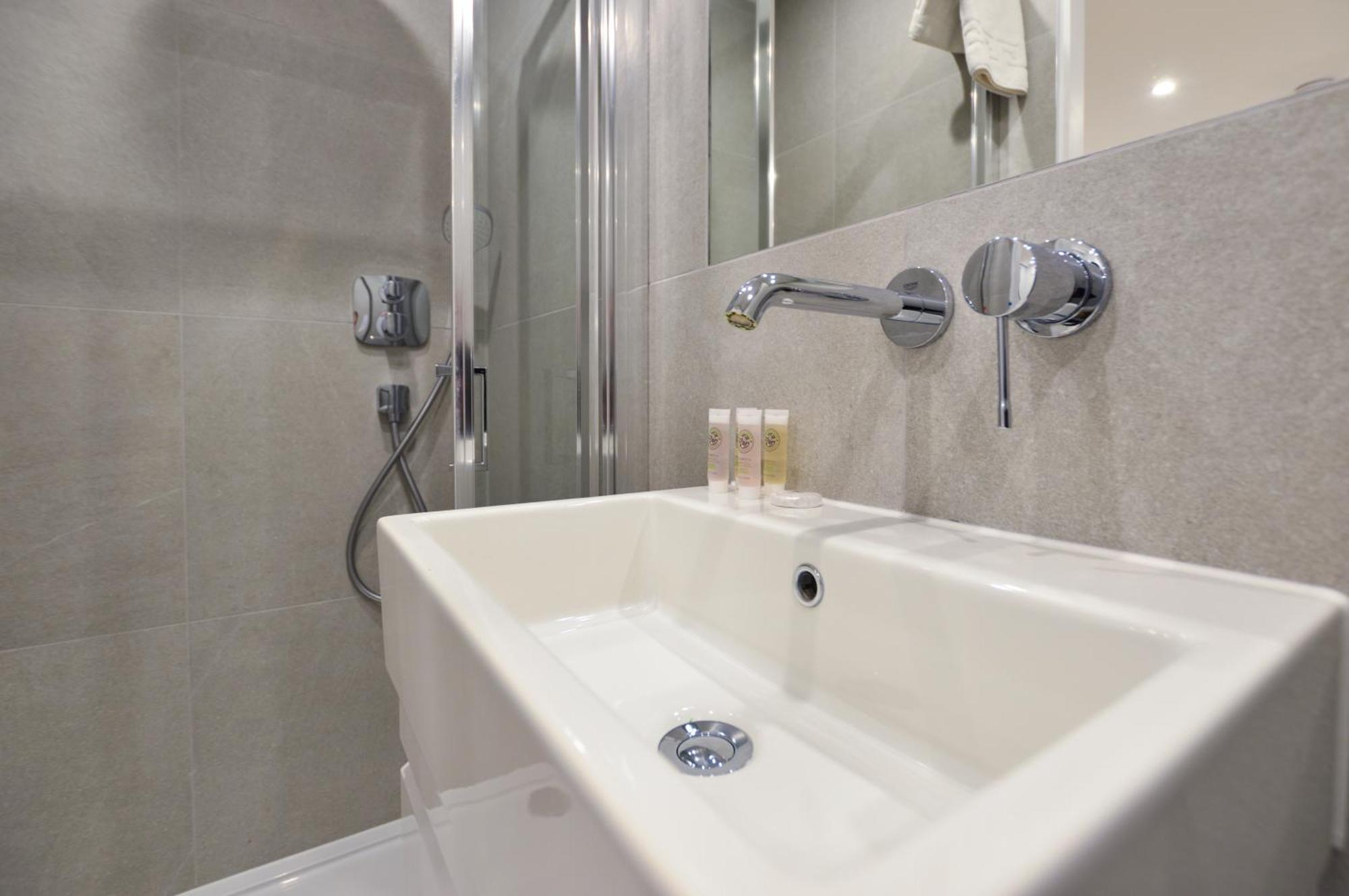 Earls Court East Serviced Apartments By Stayprime London Kültér fotó
